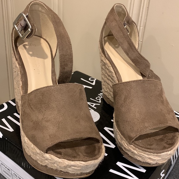Wild Diva Espadrille Wedges - Picture 2 of 3